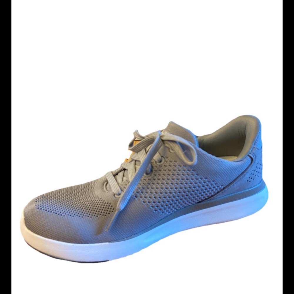 Kizik step in Lima Gray Athletic Sneakers with Breathable Mesh 7.5 wide